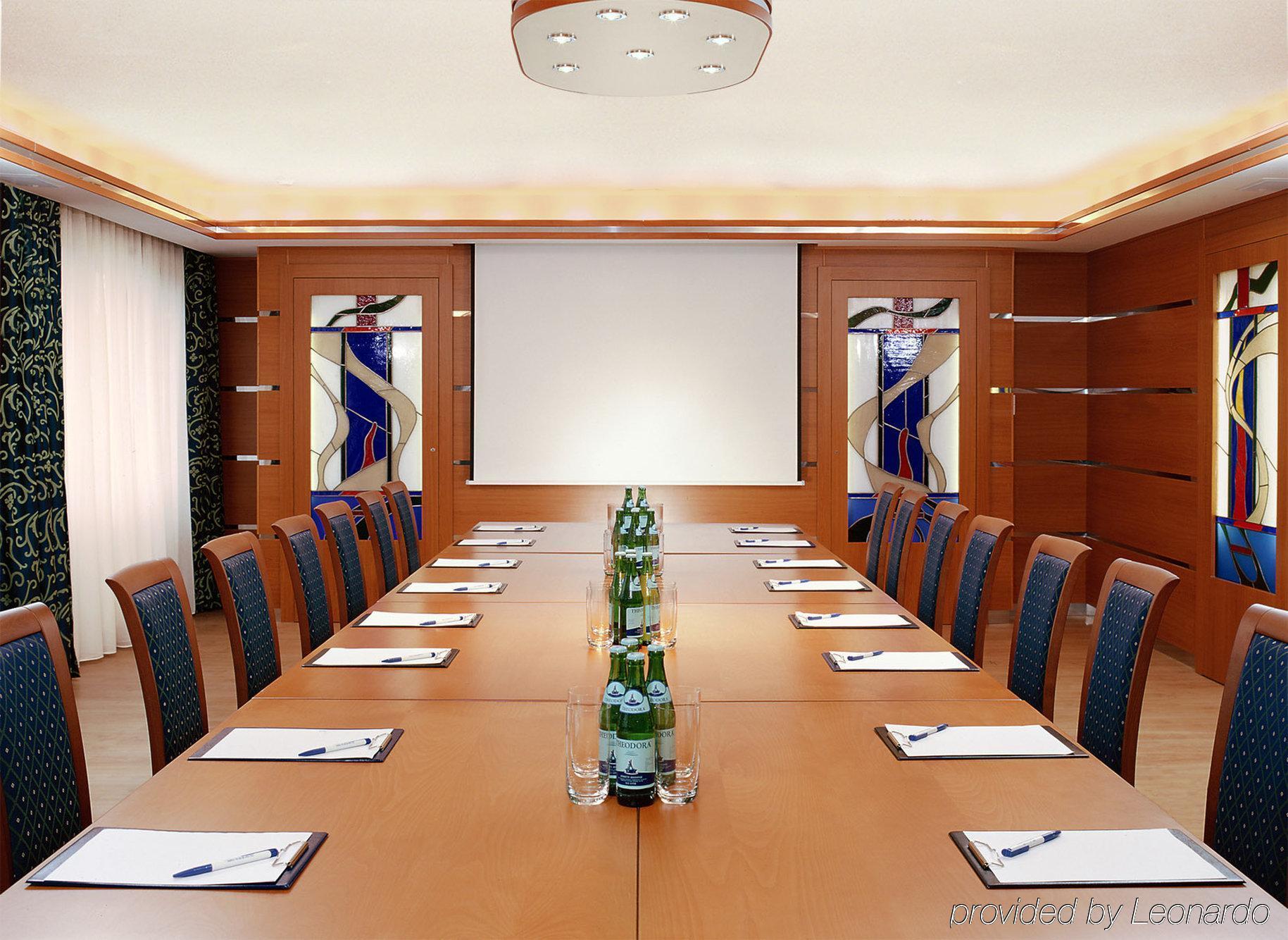 Hotel Kalvaria Superior Γκιόρ Εξωτερικό φωτογραφία